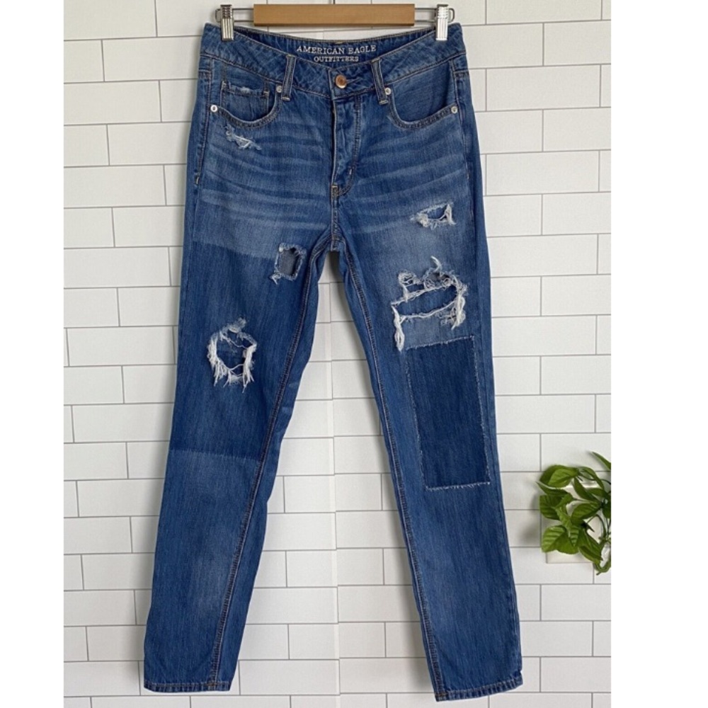 American Eagle Jeans Tomgirl Button Fly Sz 2 Regular Destroyed Denim 100% Cotton